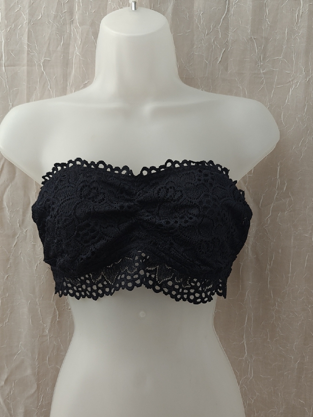 NWT aerie Black Lace Strapless Bandeau